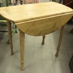 929 8355 DROP-LEAF TABLE